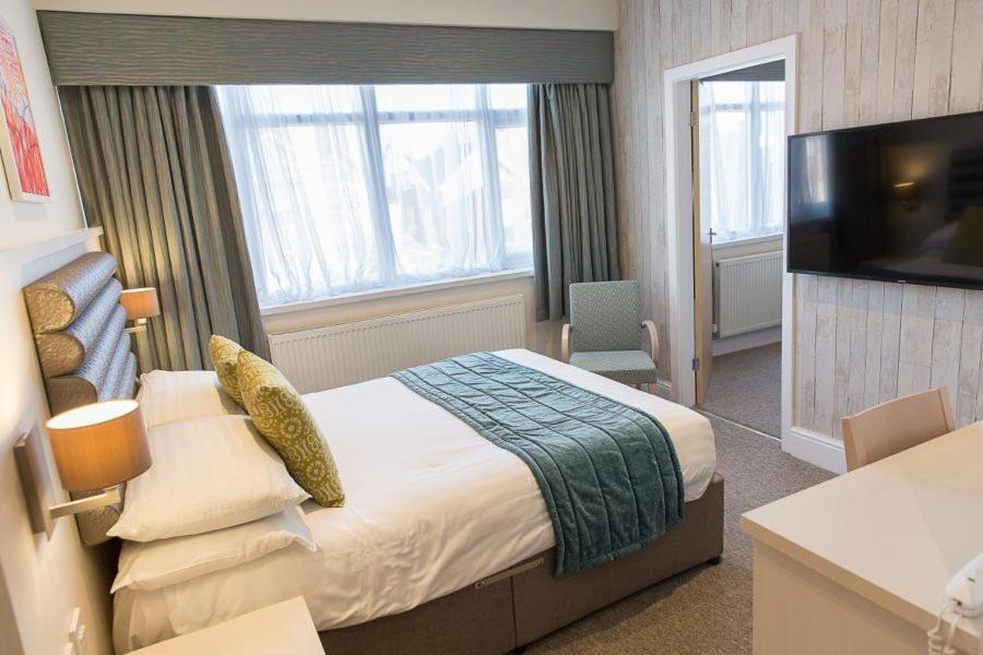 St Ives Hotel Литам Сент Аннс Екстериор снимка